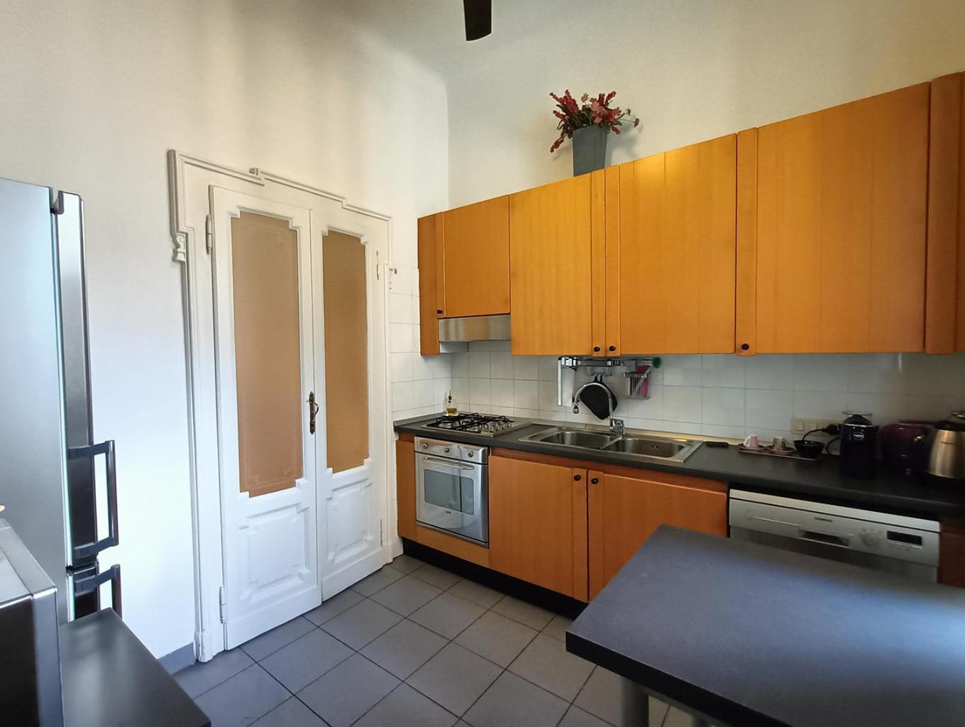 Sahi - Residenza Corso Italia Tre Camere, Due Bagni E Un Salone Mailand Exterior foto