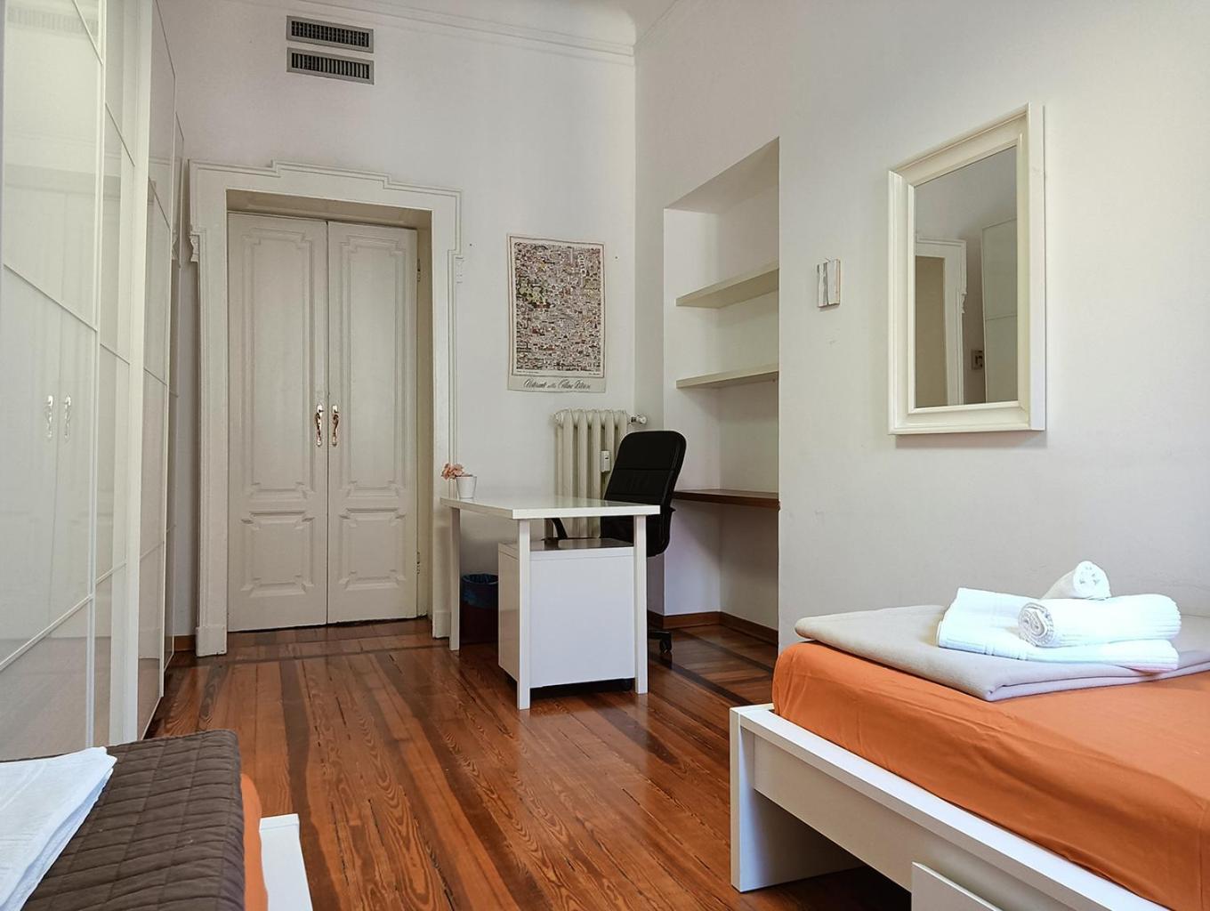 Sahi - Residenza Corso Italia Tre Camere, Due Bagni E Un Salone Mailand Exterior foto
